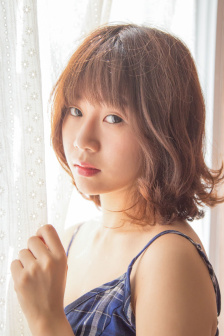 打屁股女子调教学院